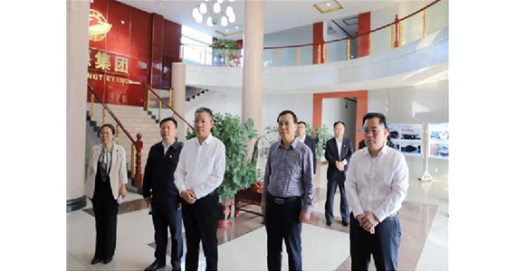 泰安市政府副市长冯能斌到k8凯发集团山东铁鹰建设工程有限公司调研